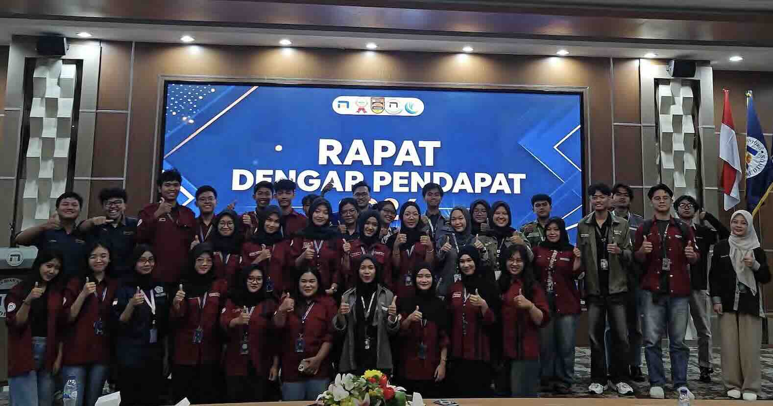Penutupan dan Foto Bersama